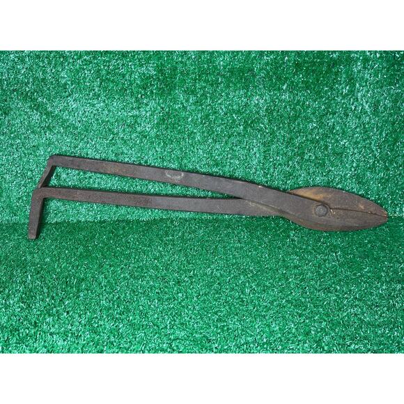 Vintage Hand Shear 26 inch Blacksmith Metal Cuttinge - Picture 1 of 7